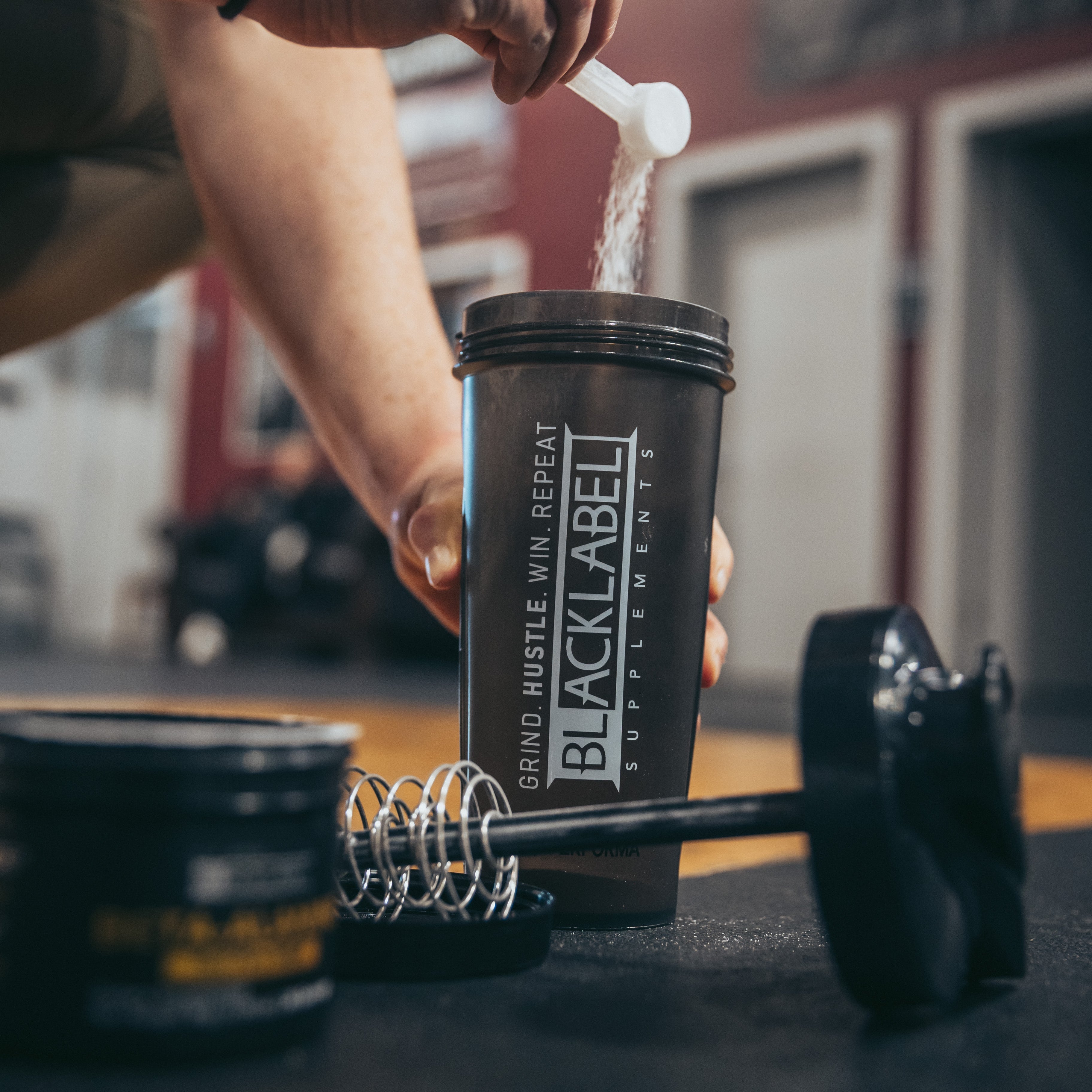 28 Oz Protein Shaker Bottle Fitness Mixer